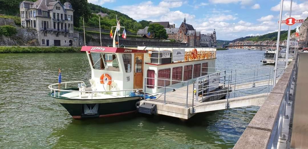 Vakantiestudio Ciney Chapois Bagian luar foto
