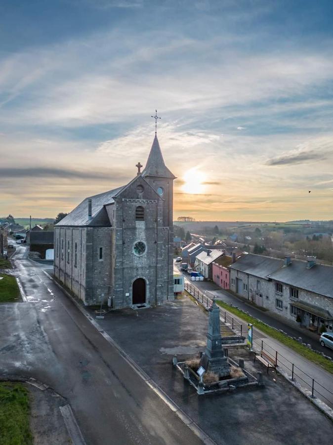 Vakantiestudio Ciney Chapois Bagian luar foto